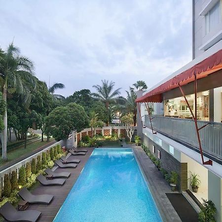Grand Cakra Hotel Malang Exterior foto